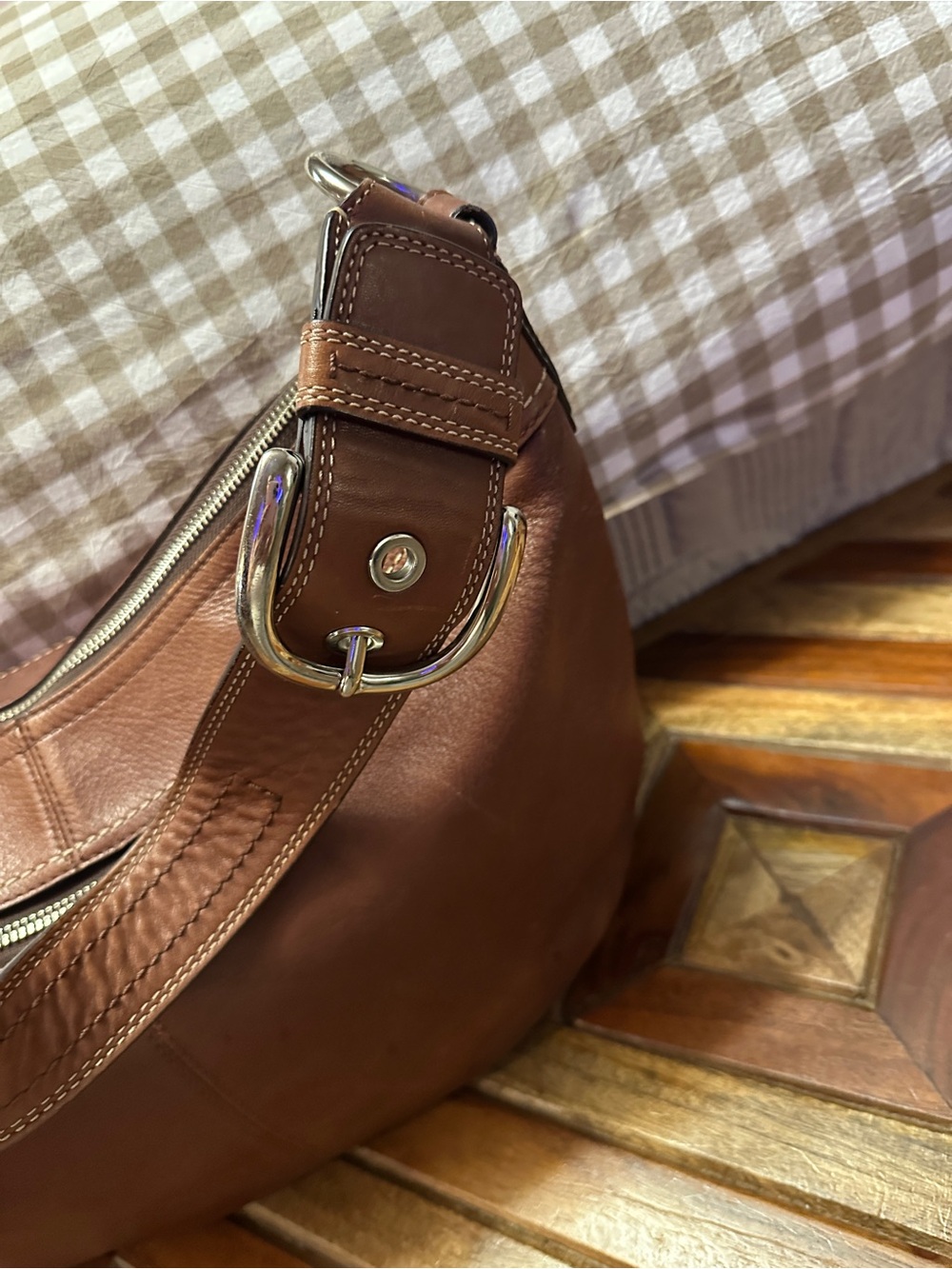 Coach Brown Leather Shoulder Hobo Bag with Matching Wallet - Picture 4 of 15